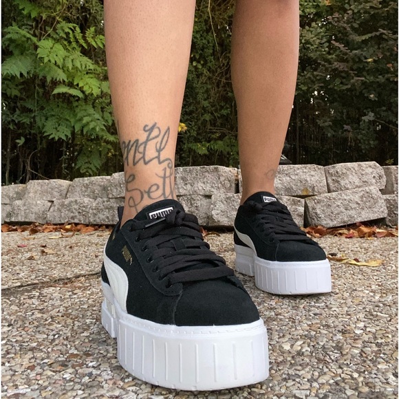 ⚫️Flyer Than Your Moms Pumas 🌚 - Picture 3 of 11